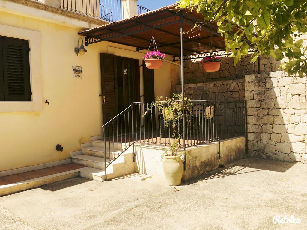 Farm stay Valle Degli Dei Agriresort