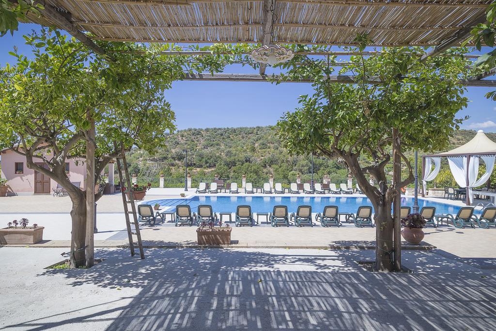 Farm stay Valle Degli Dei Agriresort *